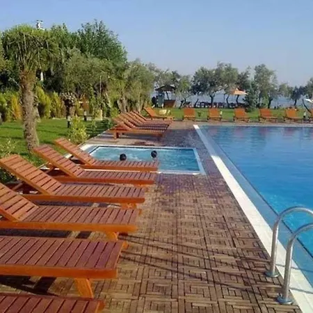 The Hotel 5*